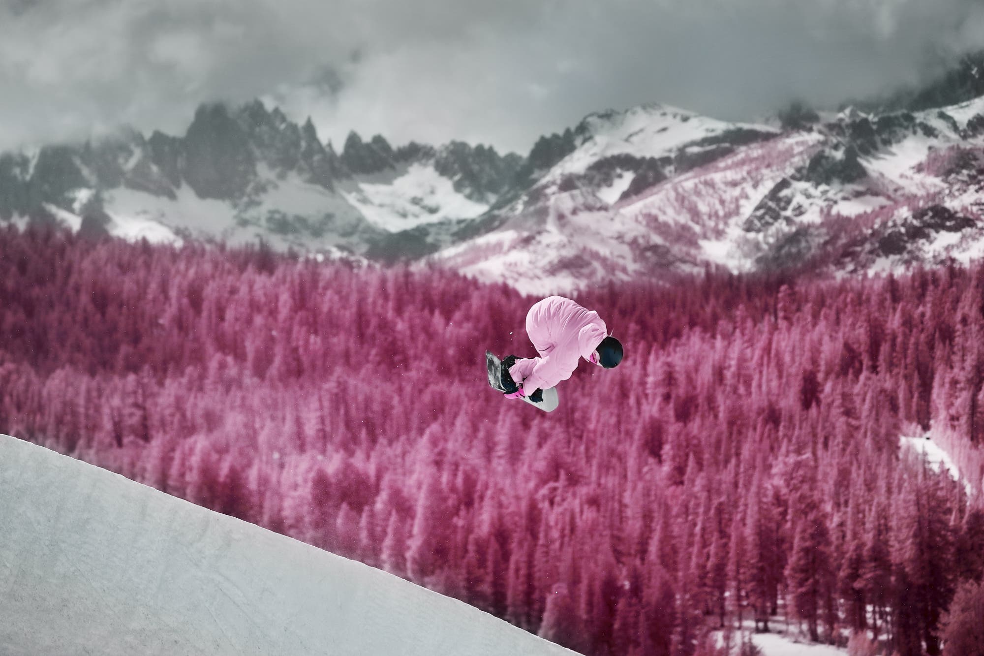 professional snowboarder on the mountain