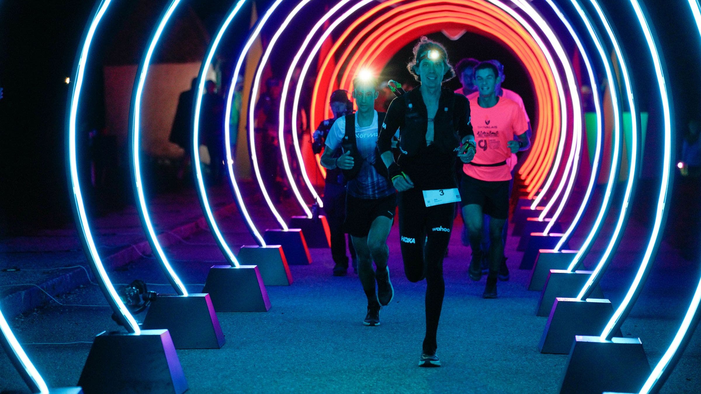 Kilian Jornet HOKA tunnel