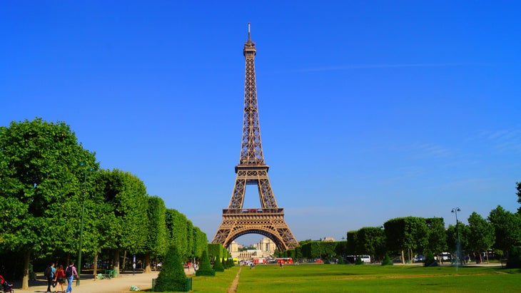 Paris 2024 Marathon Route: Tour Eiffel