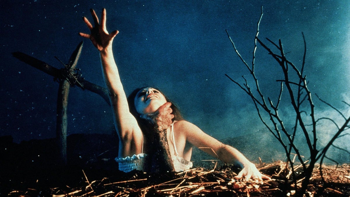 The 5 Best Horror Films That Take Place in the Outdoors