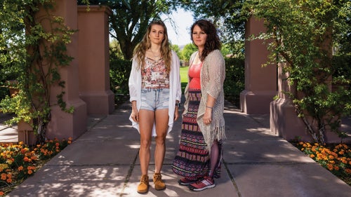 Lindsey (left) and Lynette Melvin