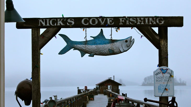 Barbecued oysters, clam chowder, and fish and chips made with wild rock cod are on the menu at Nick鈥檚 Cove.