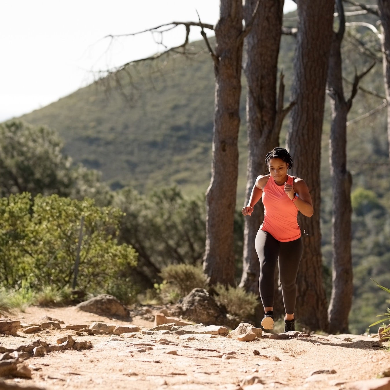 https://cdn.outsideonline.com/wp-content/uploads/2022/12/woman-trail-running-BPA_s.jpg