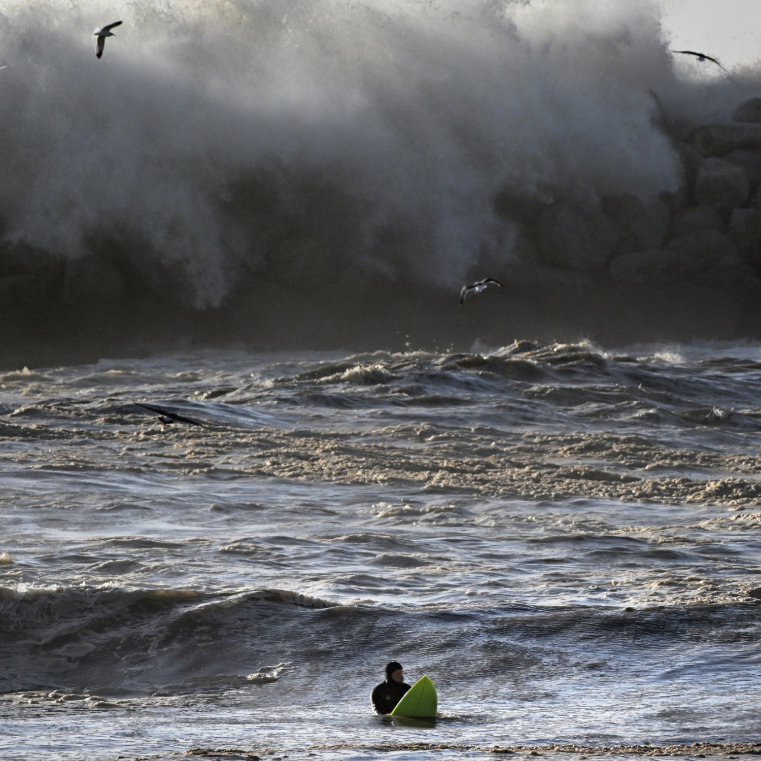 Huge Waves Are Demolishing California's Coastline