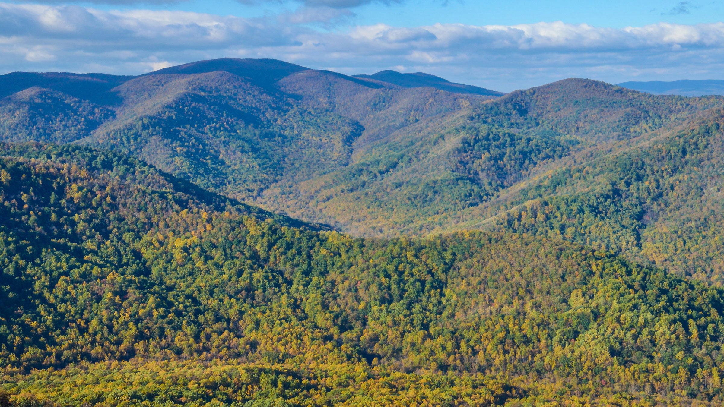 Old Rag mountain is a popular hike. 