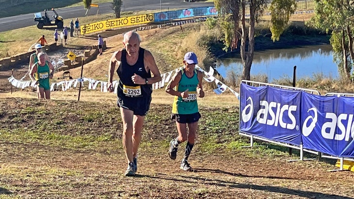 masters runners on world cross country hill