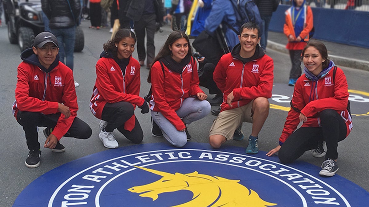 A Unique Program Is Inspiring Native Student Runners to Dream Big