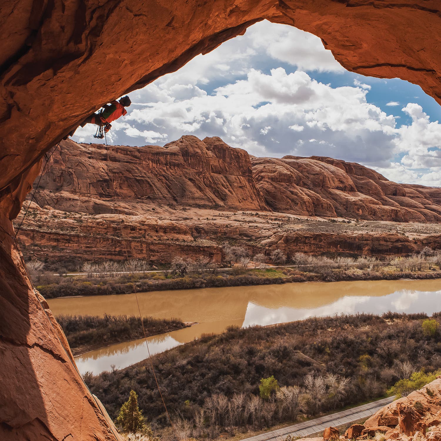 Earle in 2016, considering his next move on a roof crack near Moab