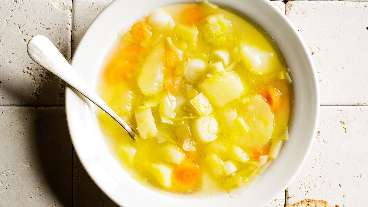 Porrusalda (Basque Leek and Potato Soup)