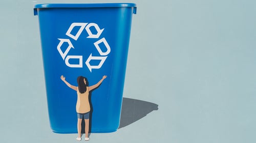 14 Tips and Tricks for Your Trash Can and Bags