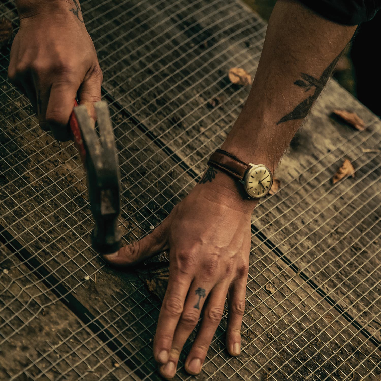 Martijn Doolaard working on a cabin restoration
