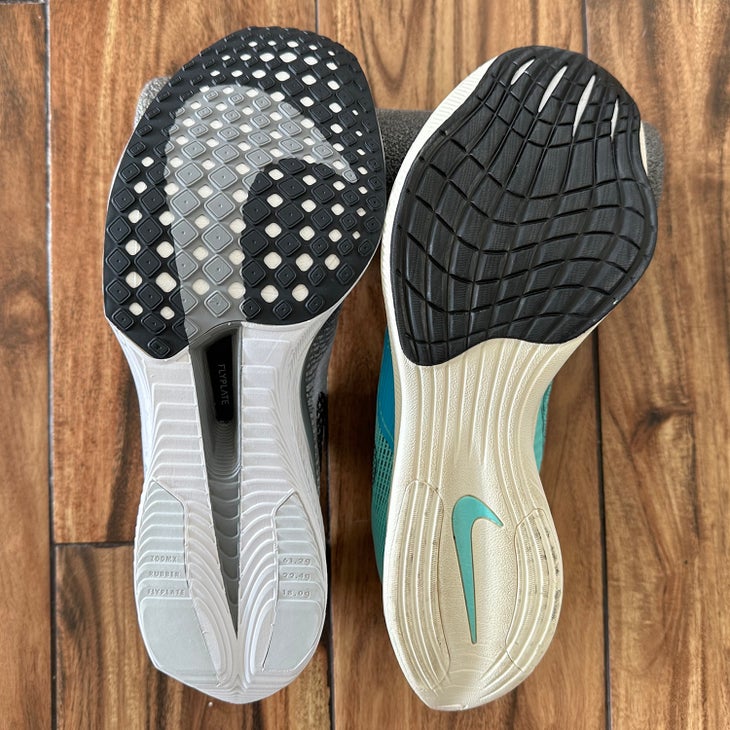 Nike Vaporfly 2 and 3 bottom