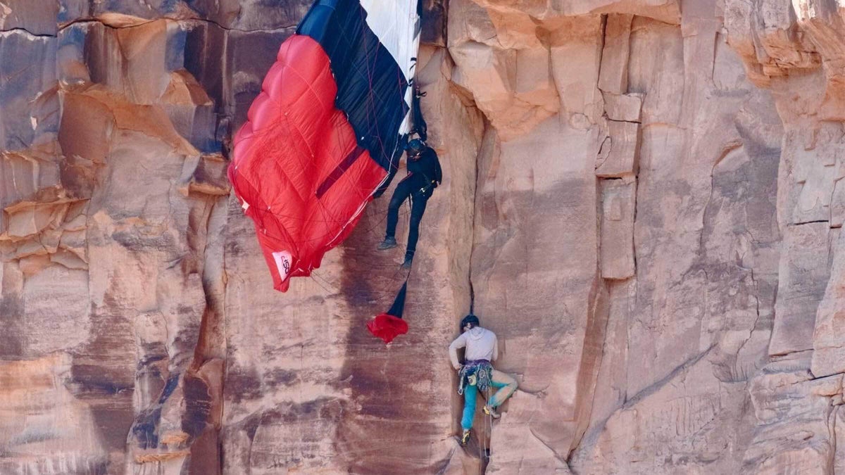 A Bold Rescue on a Moab Cliff