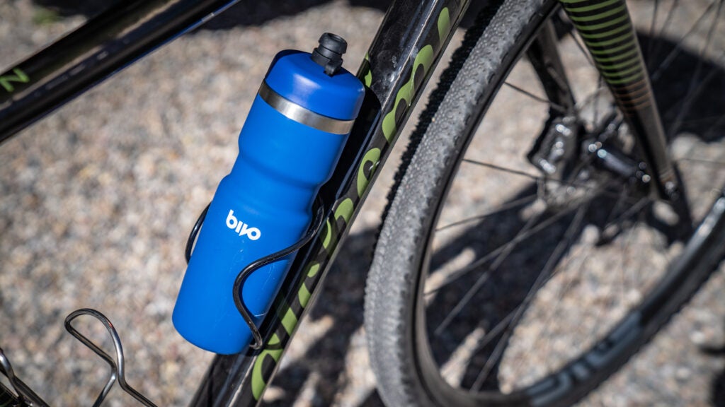 Review: Avex Autospout Water Bottles - Mountain Bike