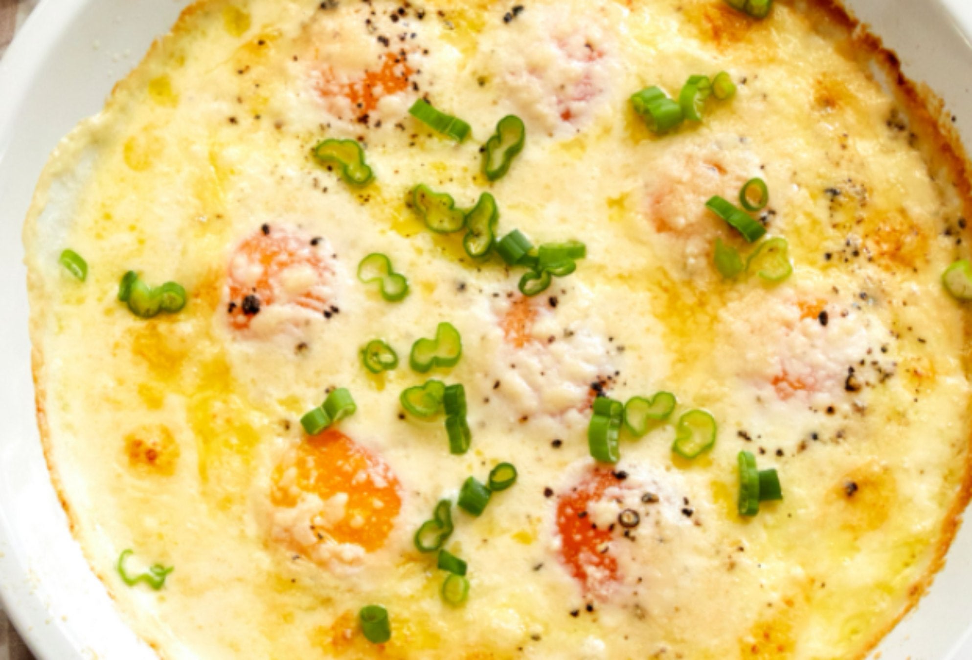 https://cdn.outsideonline.com/wp-content/uploads/2023/04/Cheesy-Cream-Baked-Eggs.jpg