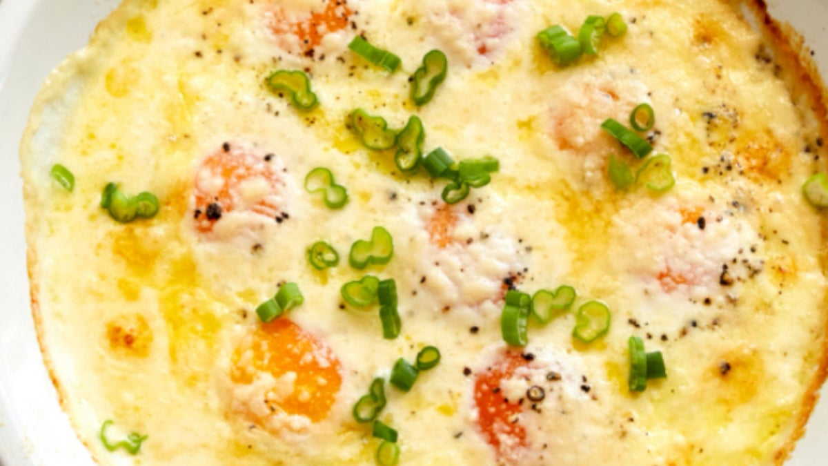 You Need These Cheesy Baked Cream Eggs in Your Life