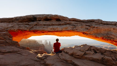 Catching the sunrise at Mesa Arch, Canyonlands National Park, in Utah