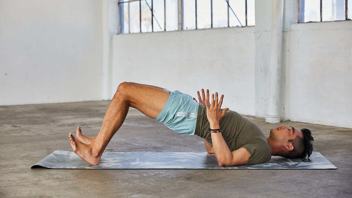 The Best Stretches for When You鈥檙e Recovering from Low Back Pain