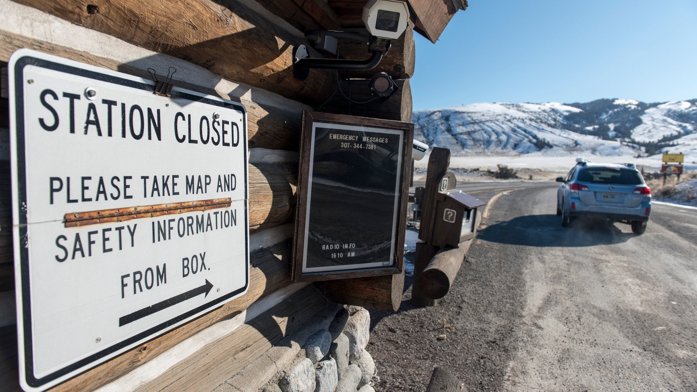 national park entrance closure
