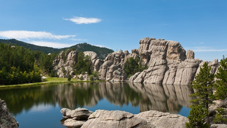 lake and surrounding rocks