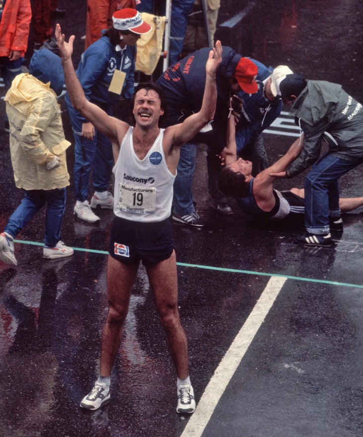 Rod Dixon celebrating after winning the 1983 New York City Marathon in Saucony shoes