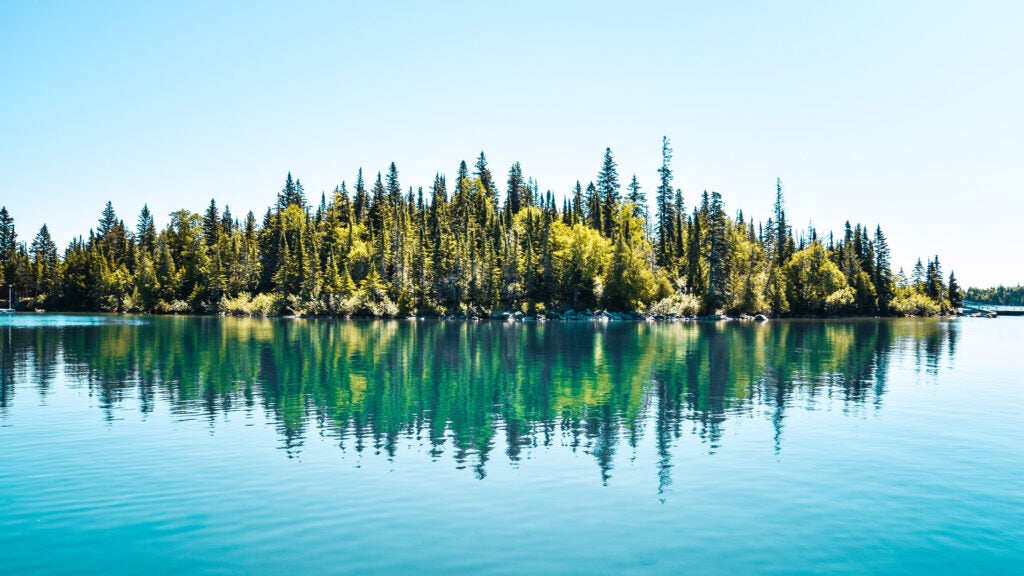 island lake superior