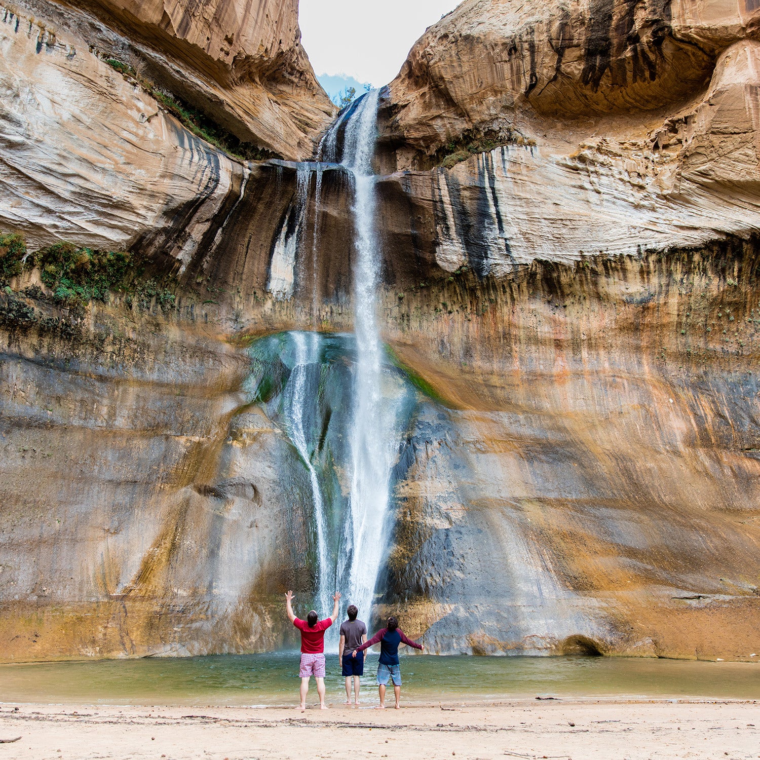 https://cdn.outsideonline.com/wp-content/uploads/2023/05/summerevents-waterfall-bryce_s.jpg