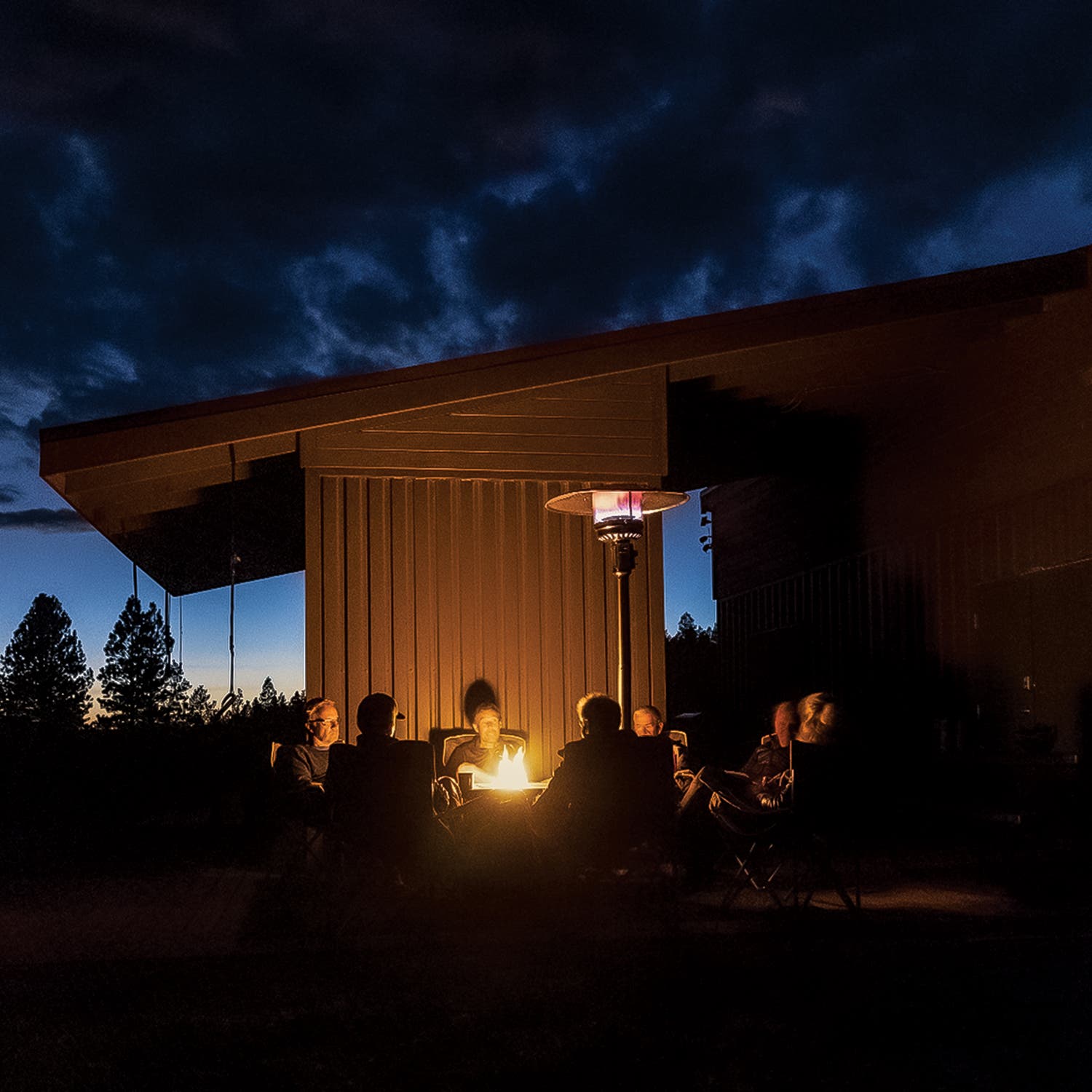 A campfire at the Pine Lake Hut