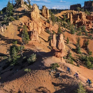 Sandstone formations on the Thunder Mountain Trail along the Aquarius Hut Trail System, Utah