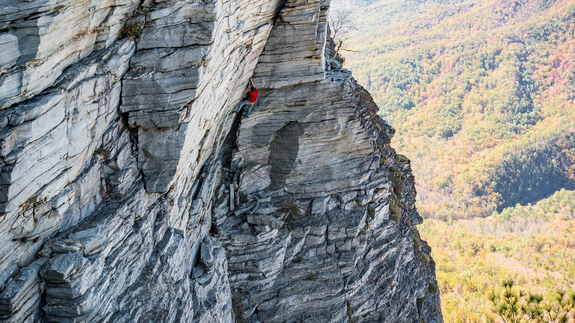 Howell climbing one of the 15 routes he free-soloed on November 5, 2016
