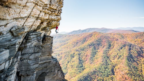 Howell climbing one of the 15 routes he free-soloed on November 5, 2016