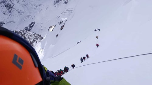 Climbers lined up on Draupadi Ka Danda