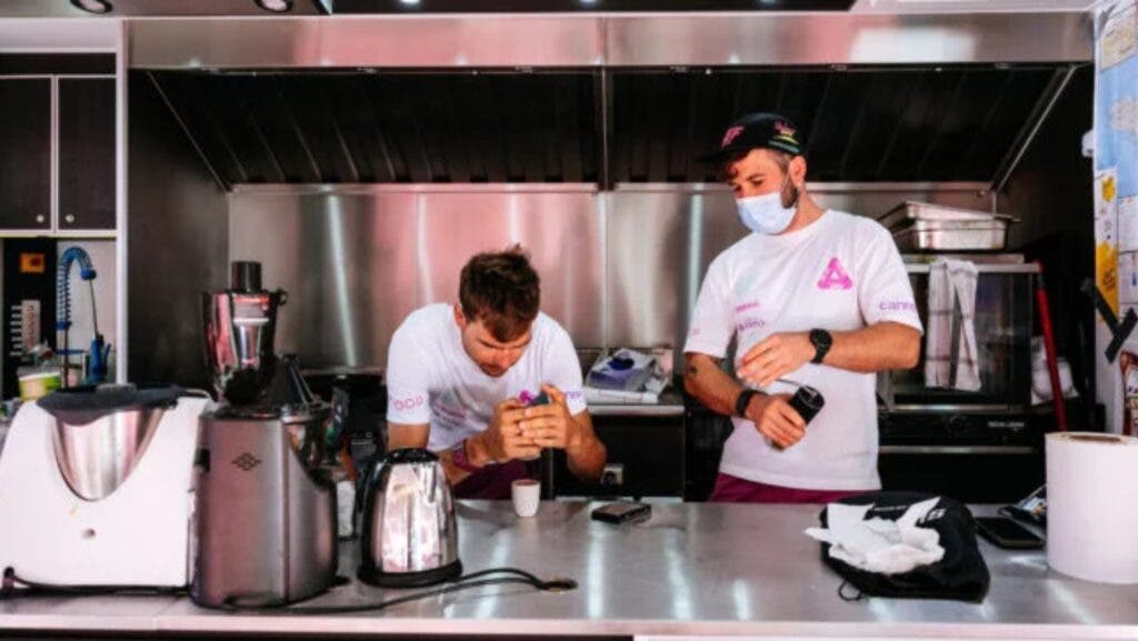 preparing food from food tr