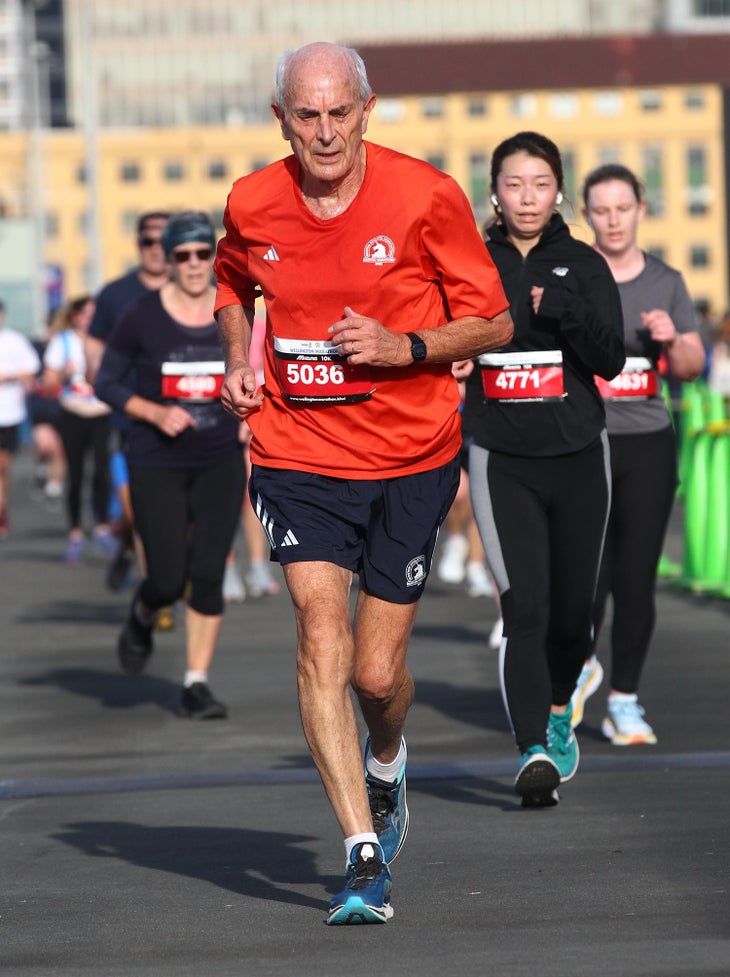 Roger Robinson running in a 10K after lung cancer surgery