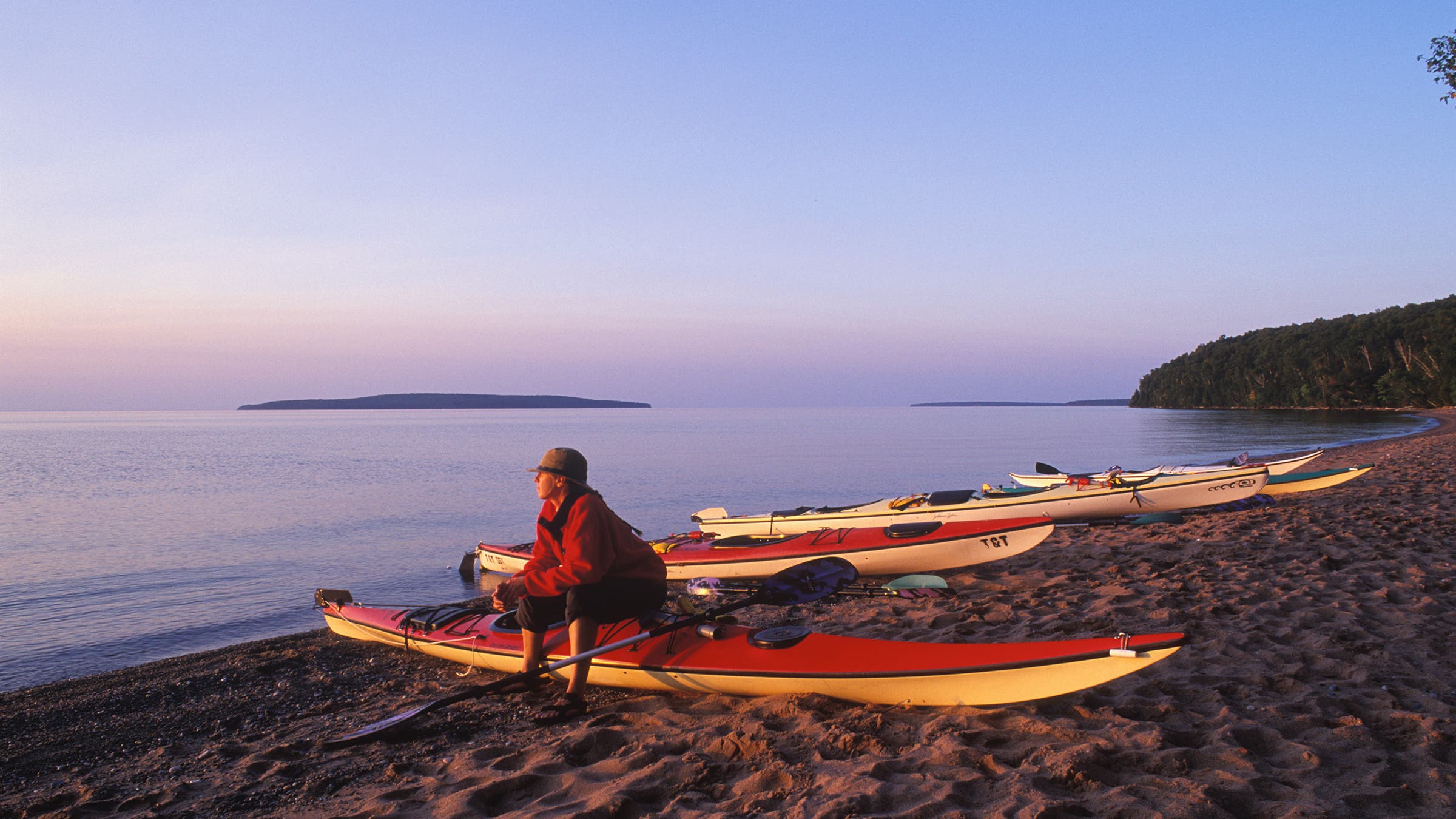 woman kayak apostle islands