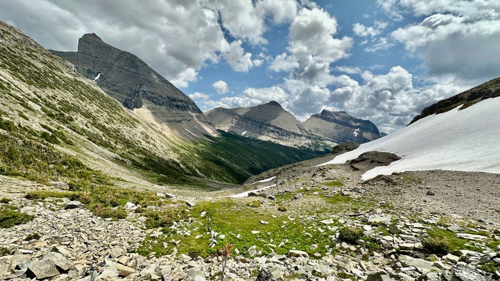 mountains on the continental divide trail in glacier national park