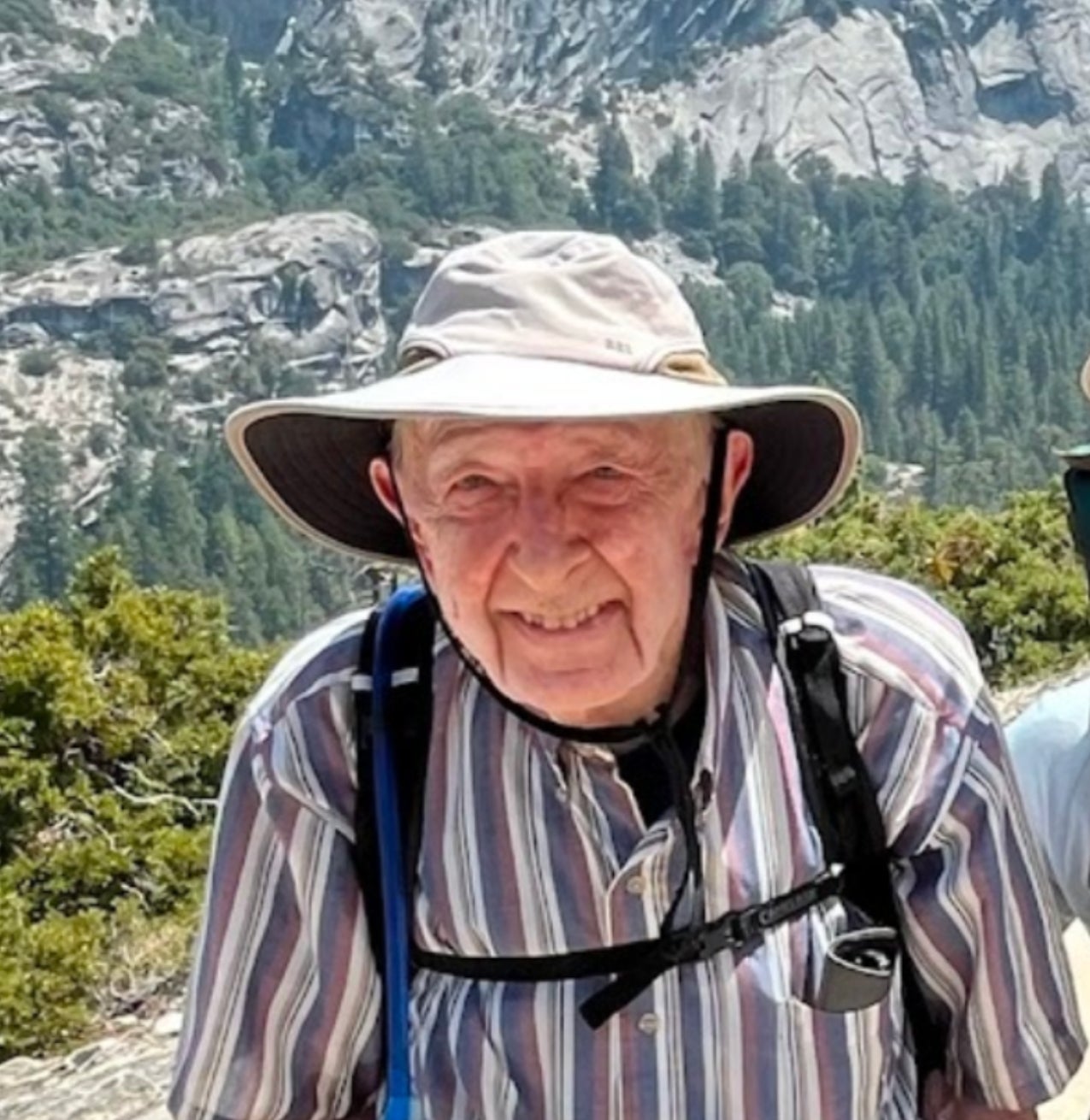 93-year-old Oakland man summits Yosemite's Half Dome – NBC Bay Area