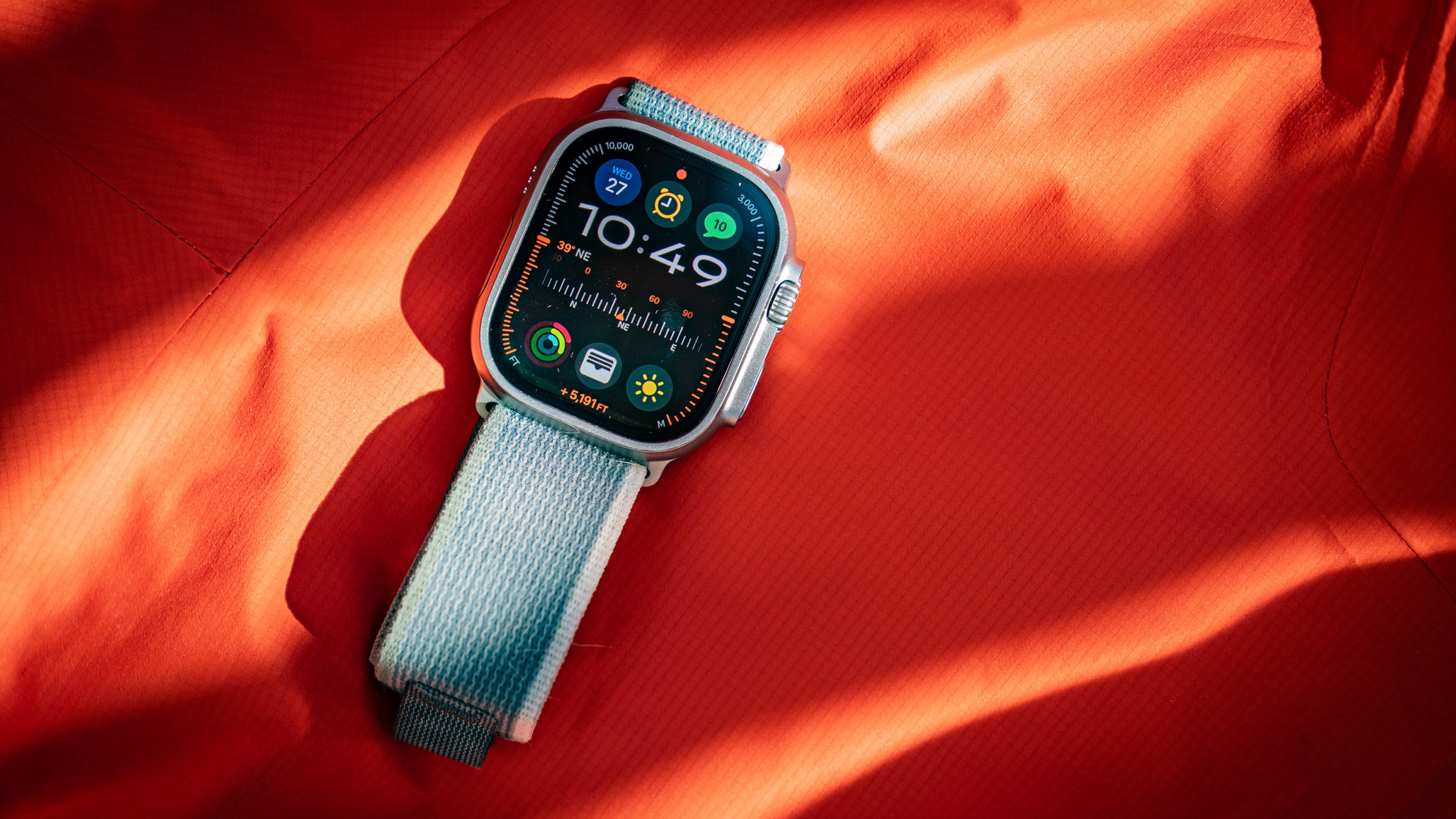 Can Luxury Smartwatches Really Compete With the Apple Watch?