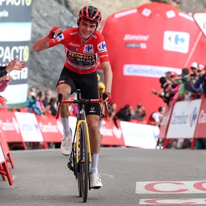 American Sepp Kuss wins a stage of the Vuelta a Espana
