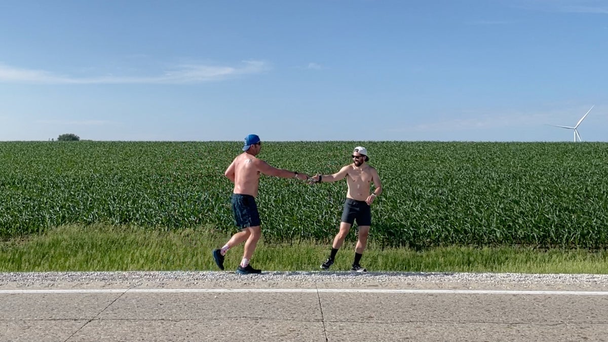 Running 339 Miles Through Rural Iowa Is More Fun than You'd Expect