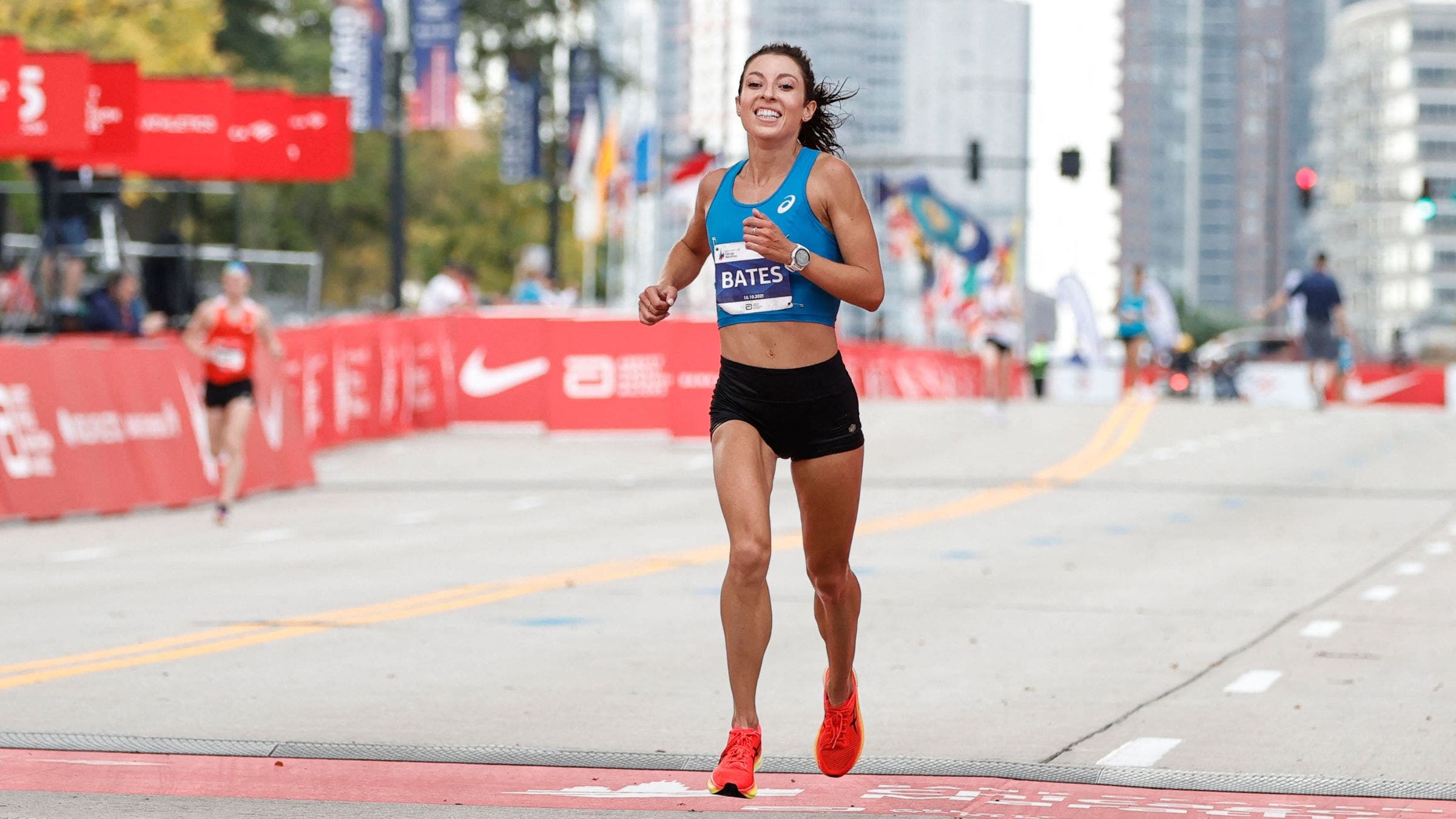 Emma Bates Chicago Marathon