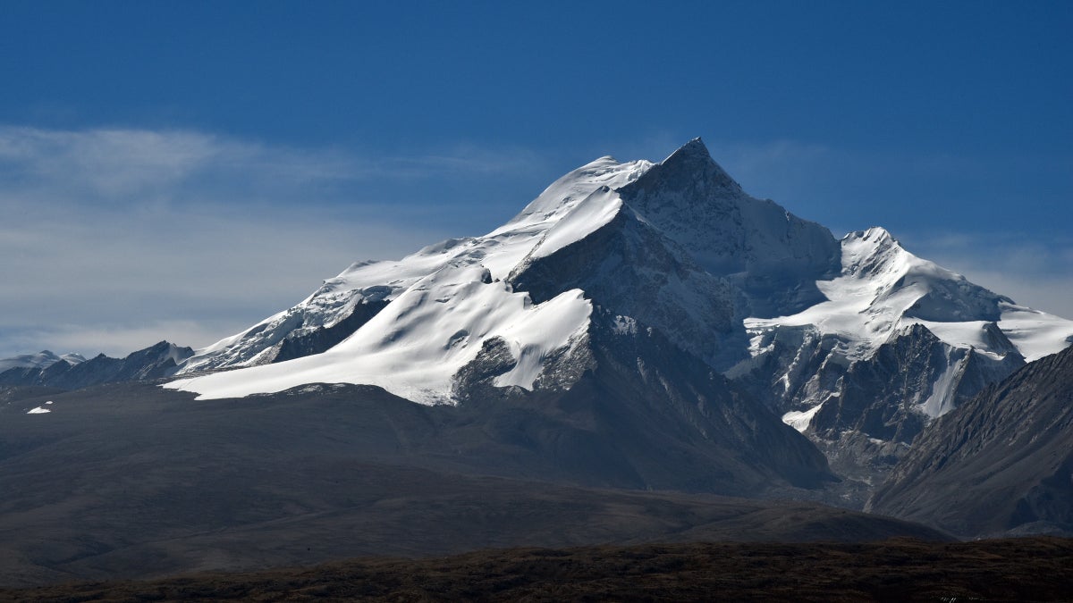 The Death Toll on Shishapangma Rises to Four