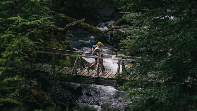 Backcountry Medicine Experts Recommend These Essential Five Tips to Run Safe This Fall  