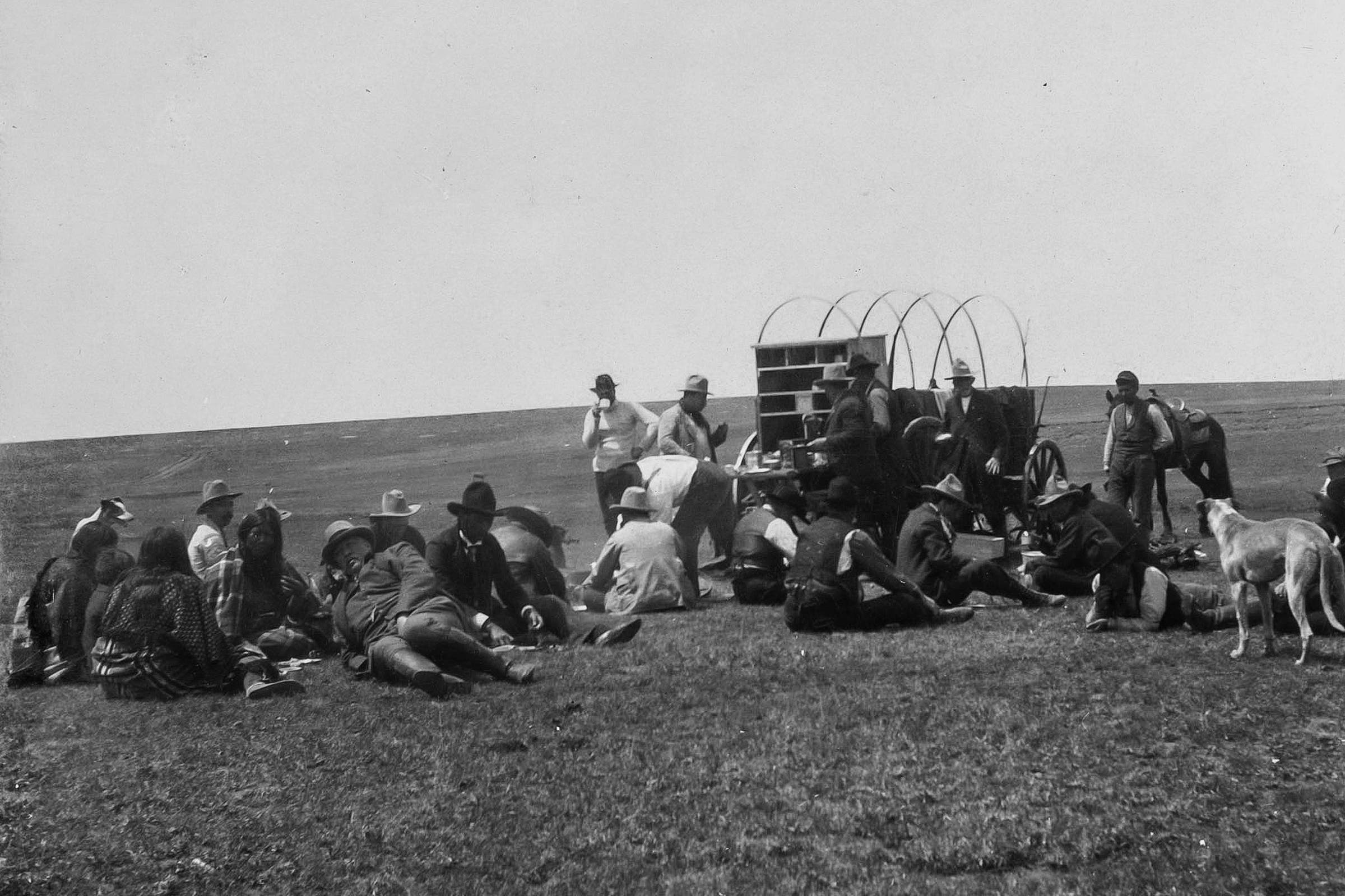 Theodore Roosevelt, Quannah Parker, and others on a hunt in 1905