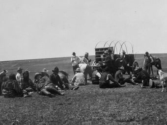Theodore Roosevelt, Quannah Parker, and others on a hunt in 1905