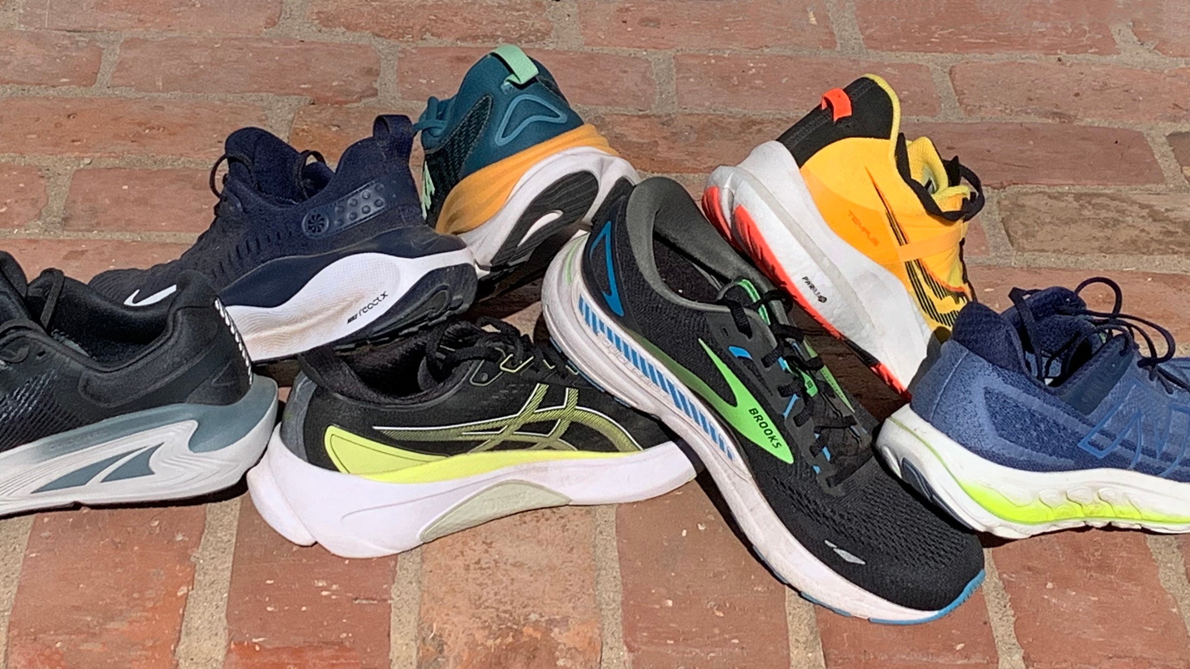 Choosing the Right Running Shoe for Foot Types & Running Styles - Run United