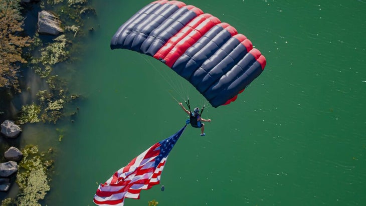 BASE Jumping