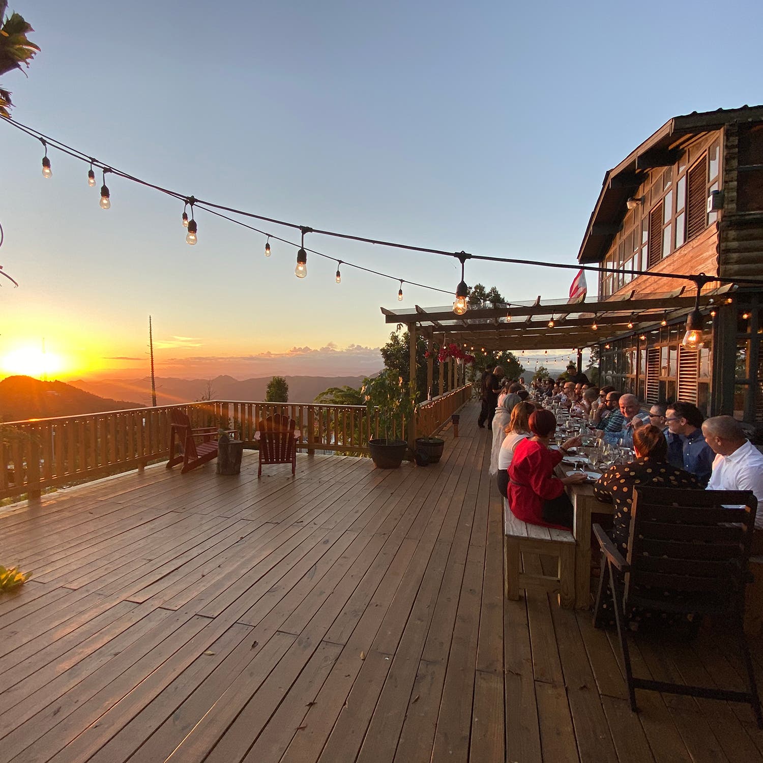 El Pretexto also has fun pop-up dinners.