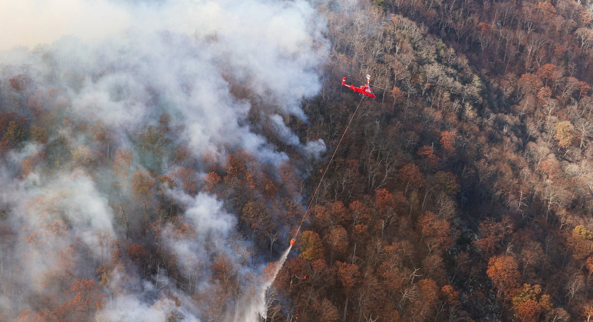 Shenandoah Closes Trails, Bans Campfires as Wildfire Spreads in National Park