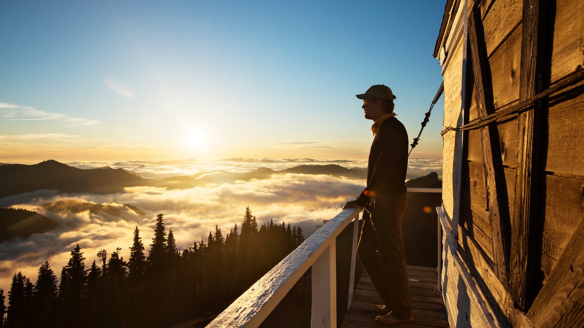 Mountain Towns With Cabins You Can Actually Afford to Buy